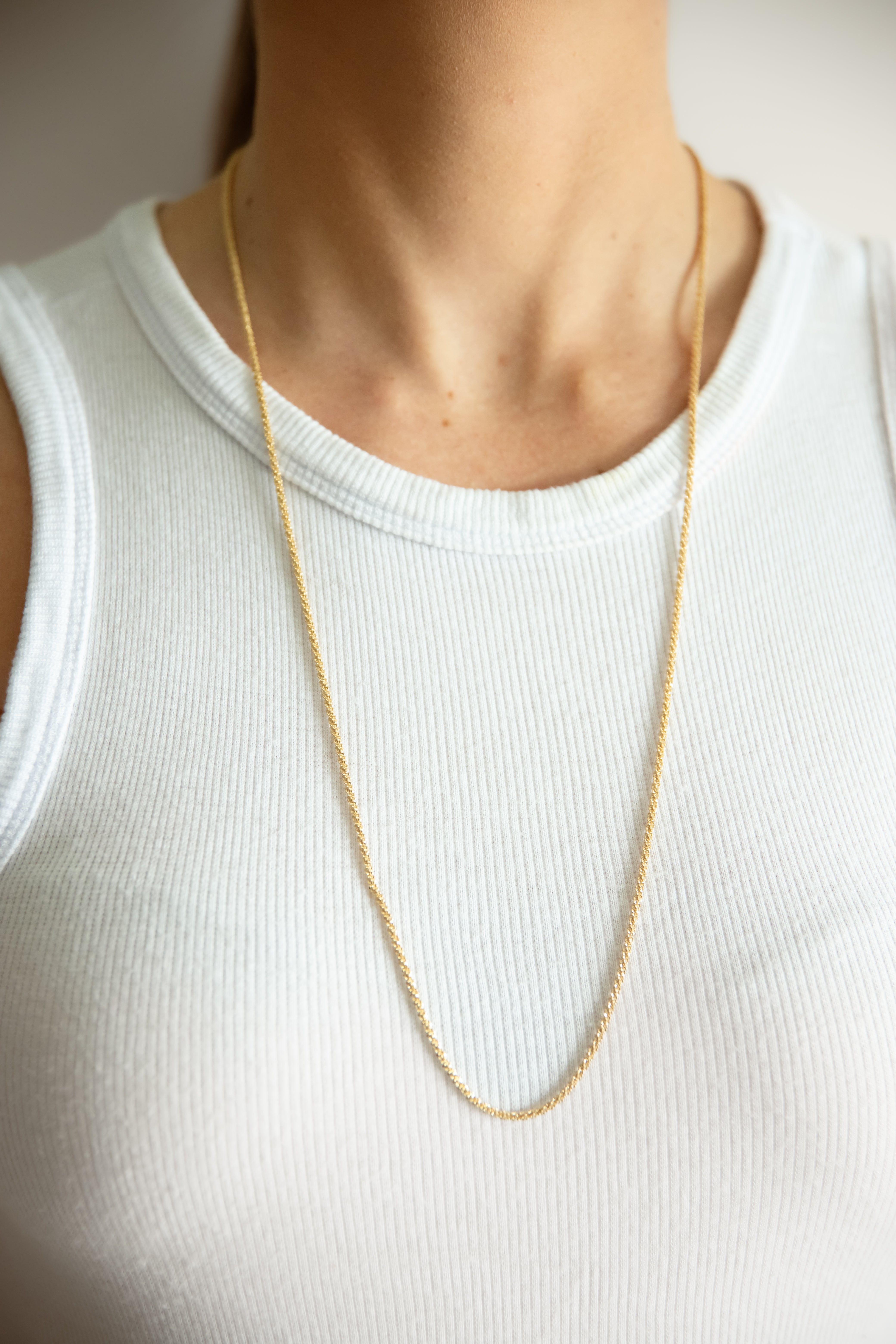 Colar Horizonte Dourado